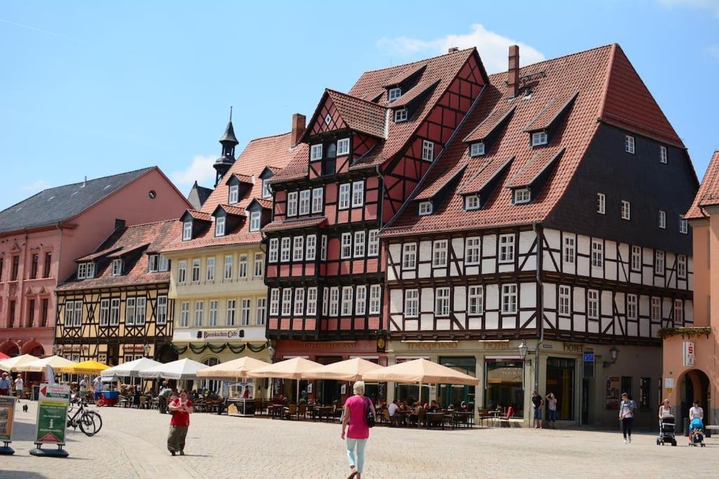 Schoene Ferienwohnung Mit Zwei Schlafzimmern Quedlinburg Exteriör bild